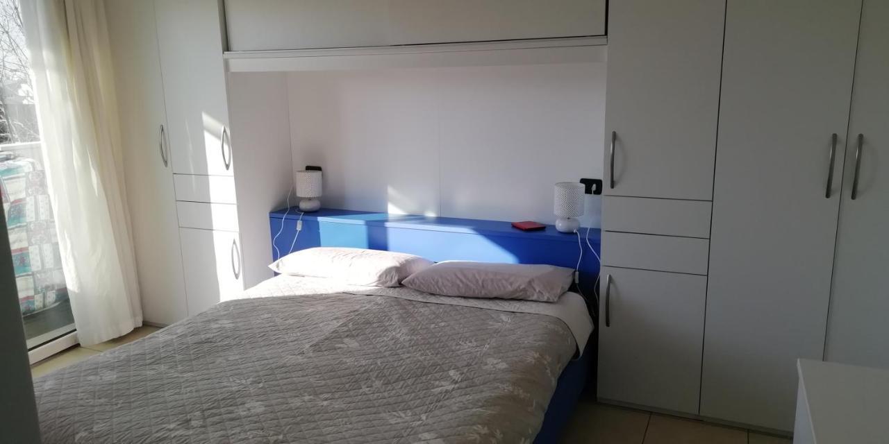 Apartamento Brezza Da Mare Rímini Exterior foto